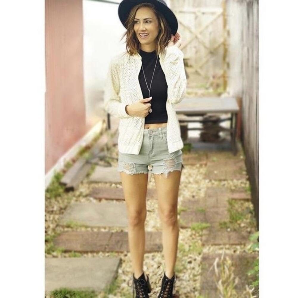 BOOM BOOM‎ JEANS | Distressed Jean Shorts | 9